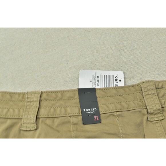 Torrid Women's Plus Size 22 Khaki Twill Shorts W/ Pockets Cotton Blend NEW - Picture 8 of 8